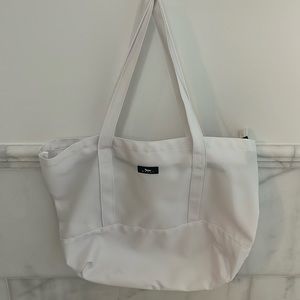 Scout white canvas bag